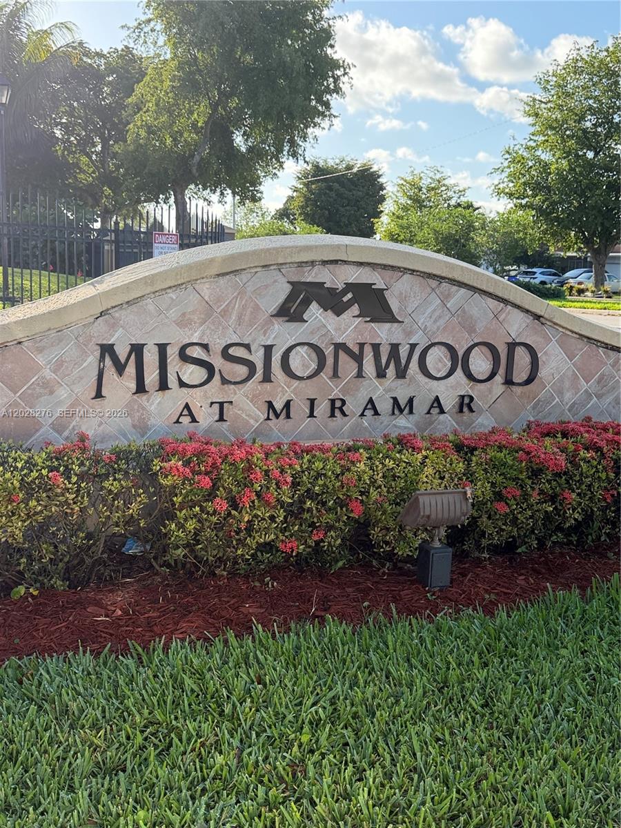 8330 N Missionwood Cir B-23