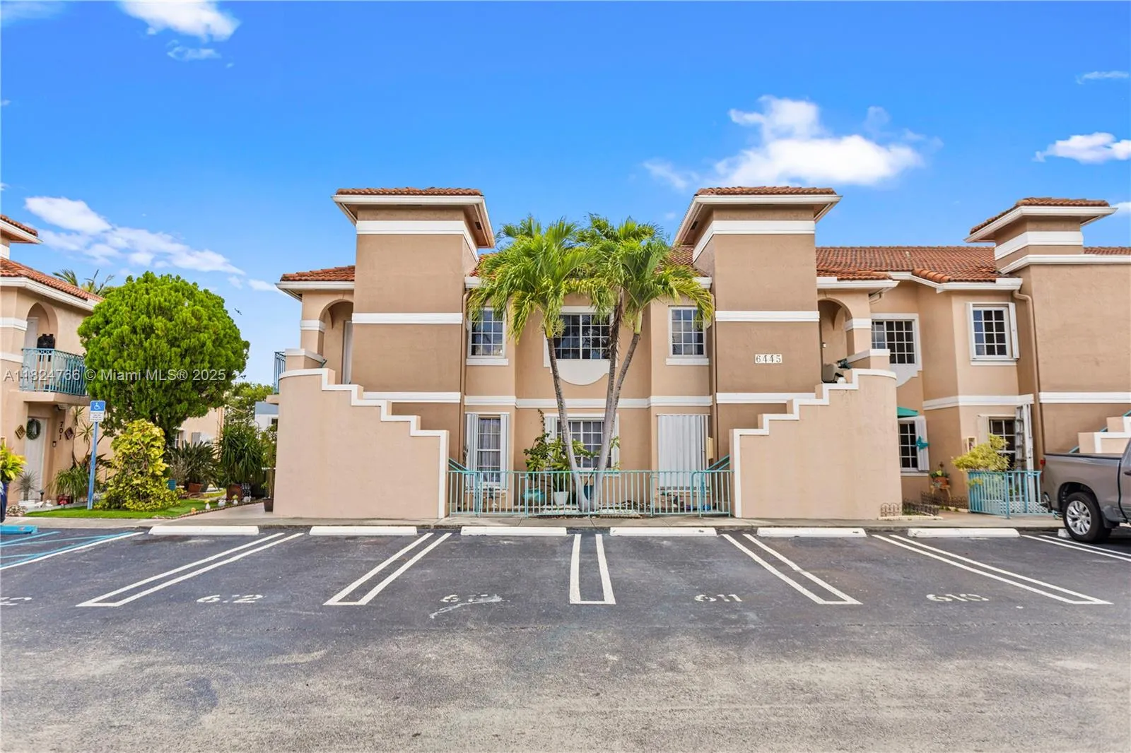 Miami, Florida 33183, United States, 3 Bedrooms Bedrooms, ,2 BathroomsBathrooms,Residential,Active,153627