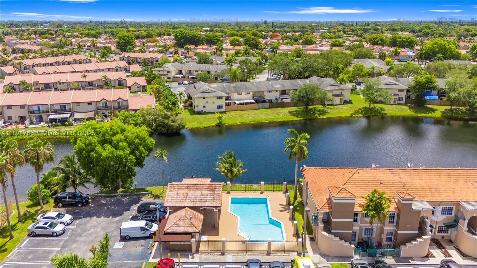 Miami, Florida 33183, United States, 3 Bedrooms Bedrooms, ,2 BathroomsBathrooms,Residential,Active,153627