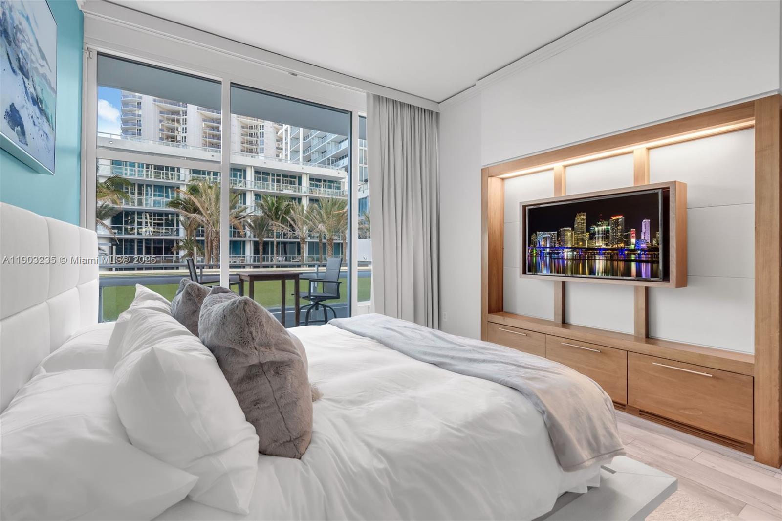 CENTRAL CARILLON BEACH CO - Residential