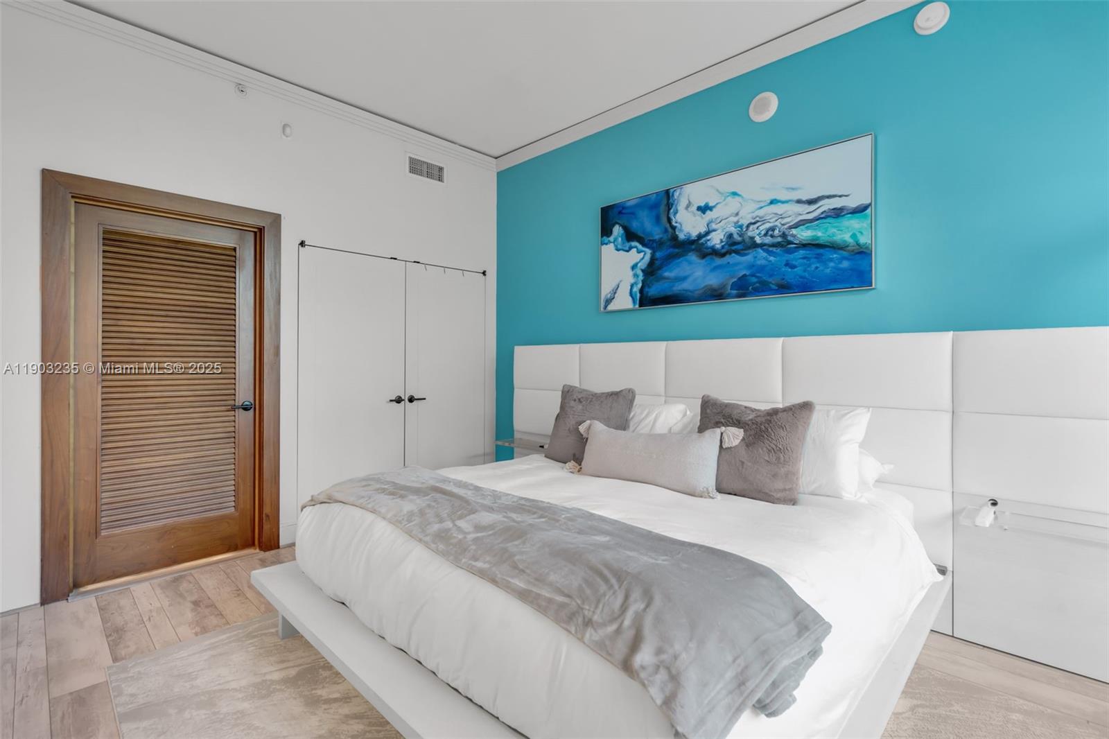 CENTRAL CARILLON BEACH CO - Residential