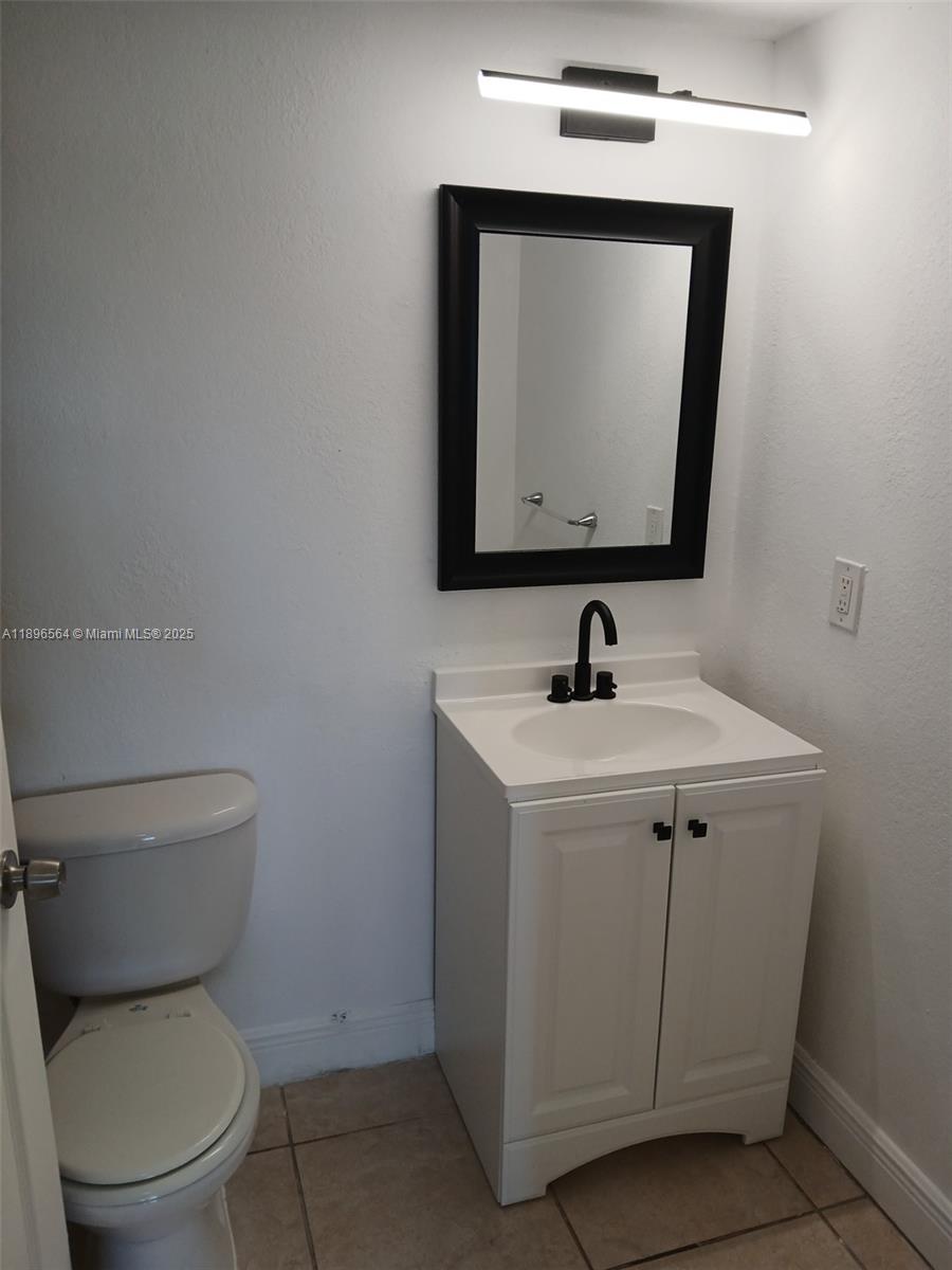 ROYAL PALM PLACE - Residential Lease