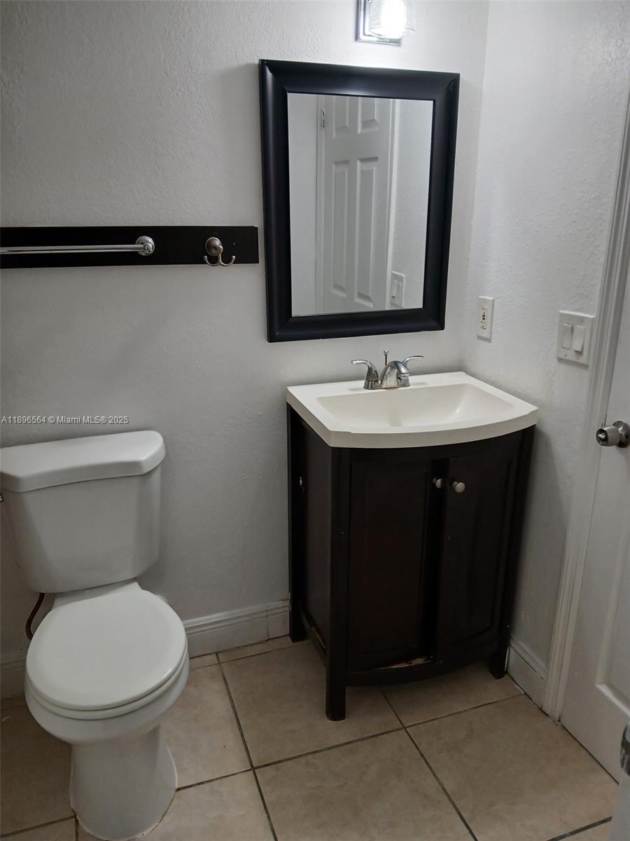 ROYAL PALM PLACE - Residential Lease