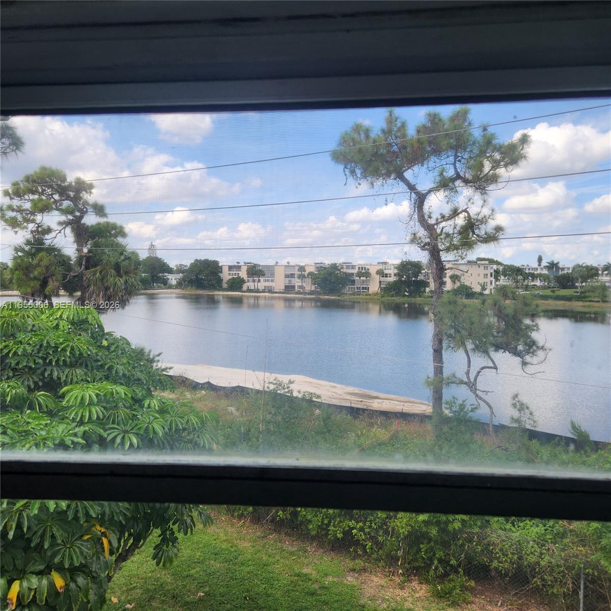 SOUTHAMPTON CONDO - Residential