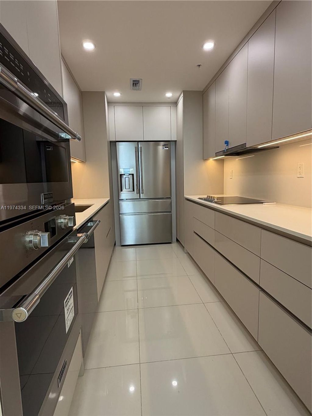 Photo of 3001 S Ocean Dr #511, Hollywood, FL 33019 (MLS # A11974334)