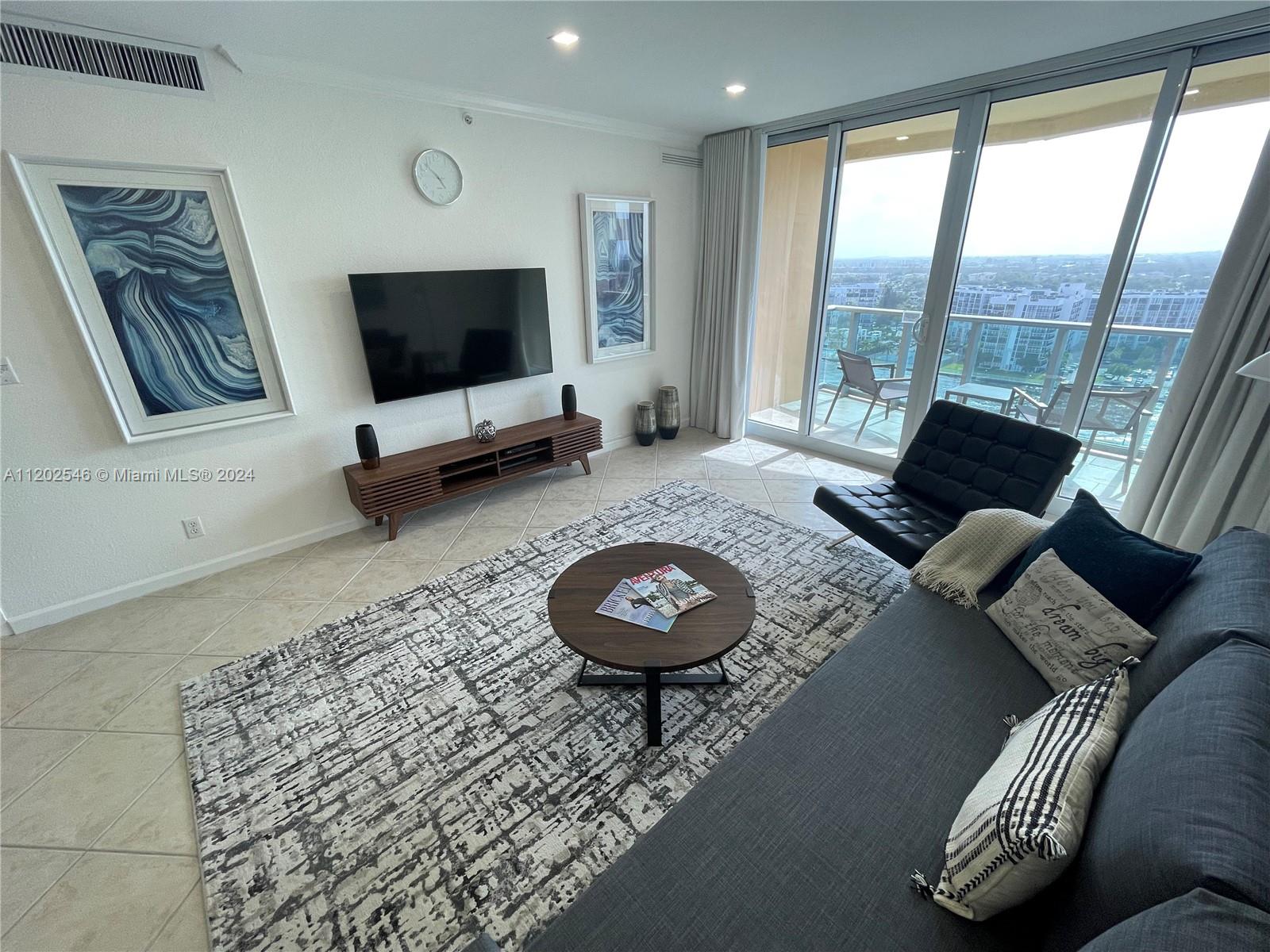 WAVE CONDO - Residential Lease