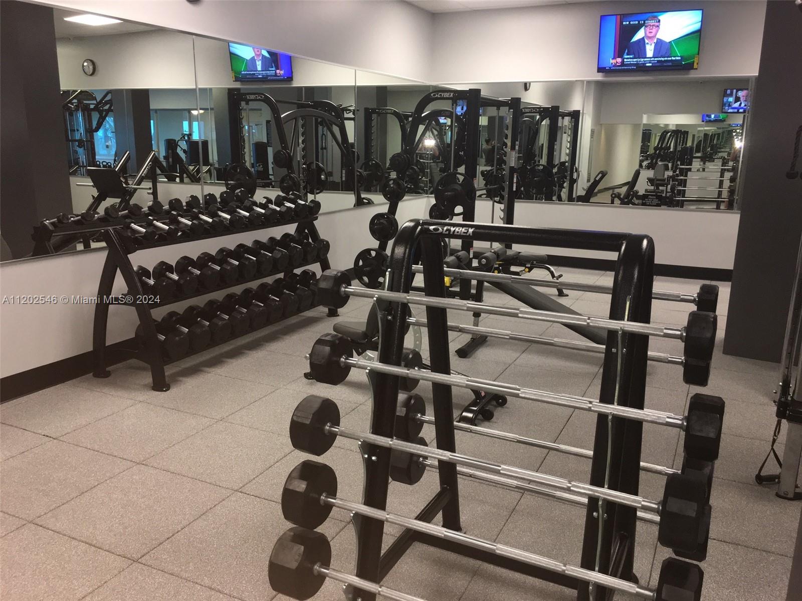 WAVE CONDO - Residential Lease