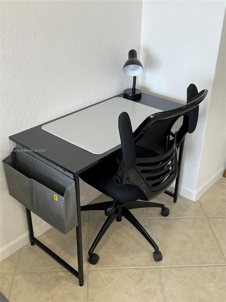 WAVE CONDO - Residential Lease