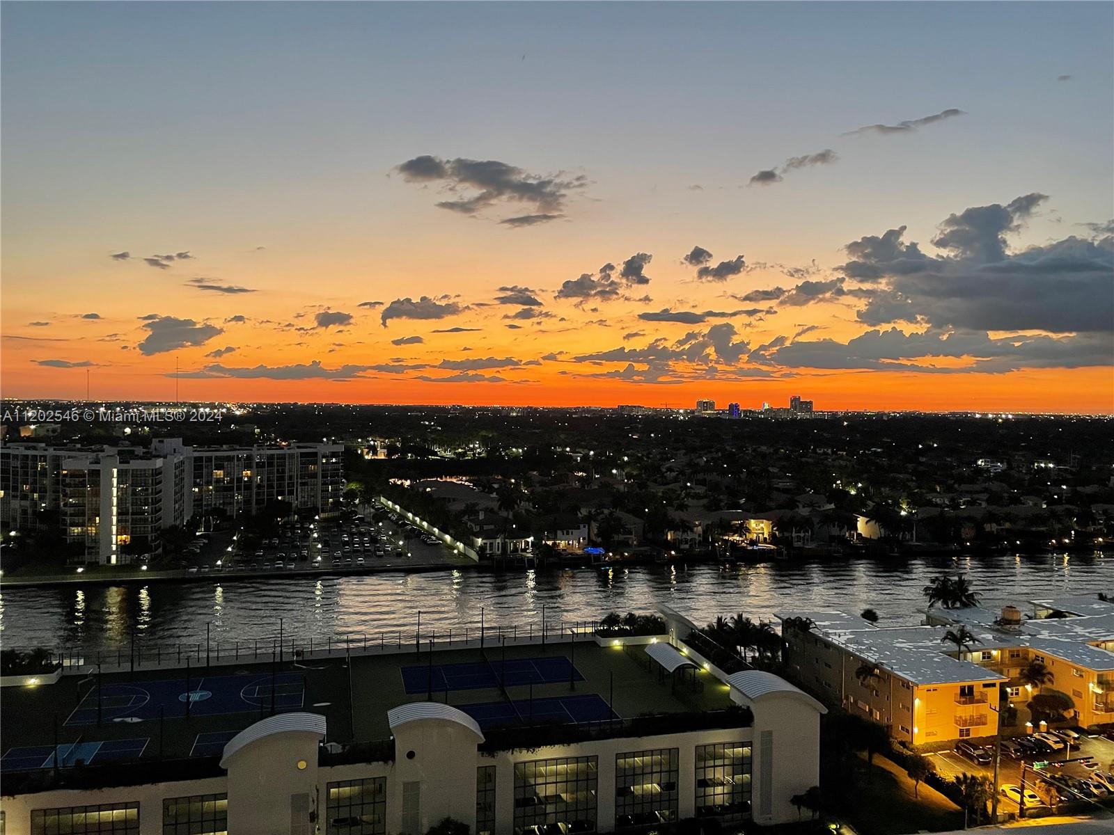 WAVE CONDO - Residential Lease