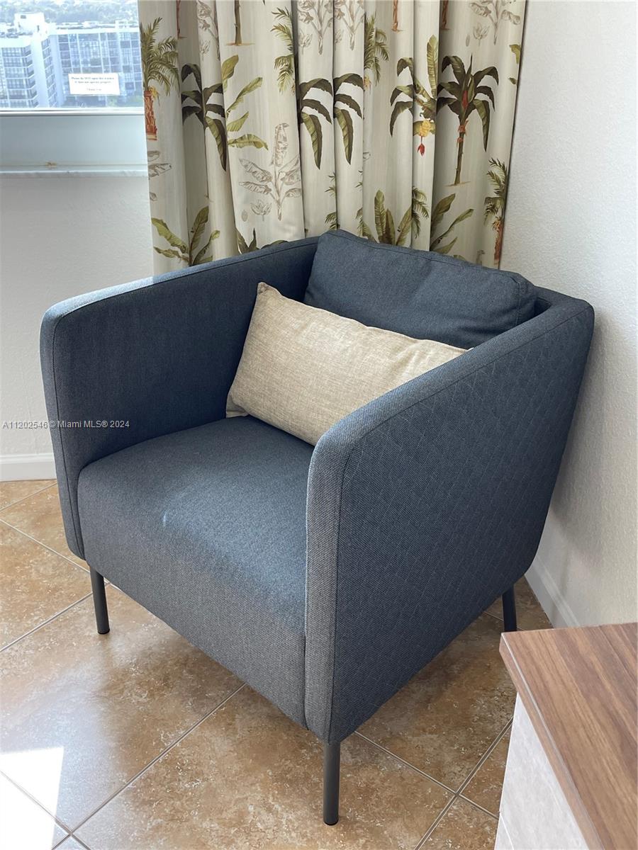 WAVE CONDO - Residential Lease