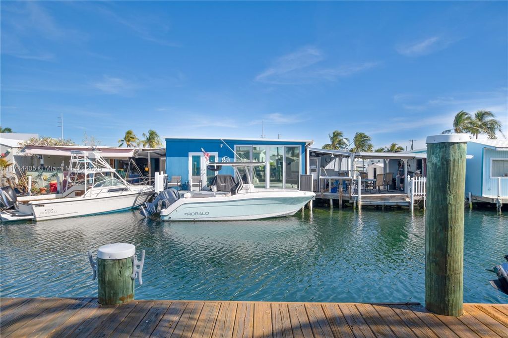 Photo of 1361 Overseas Hwy E11, Marathon, FL 33050 (MLS # A11714405)