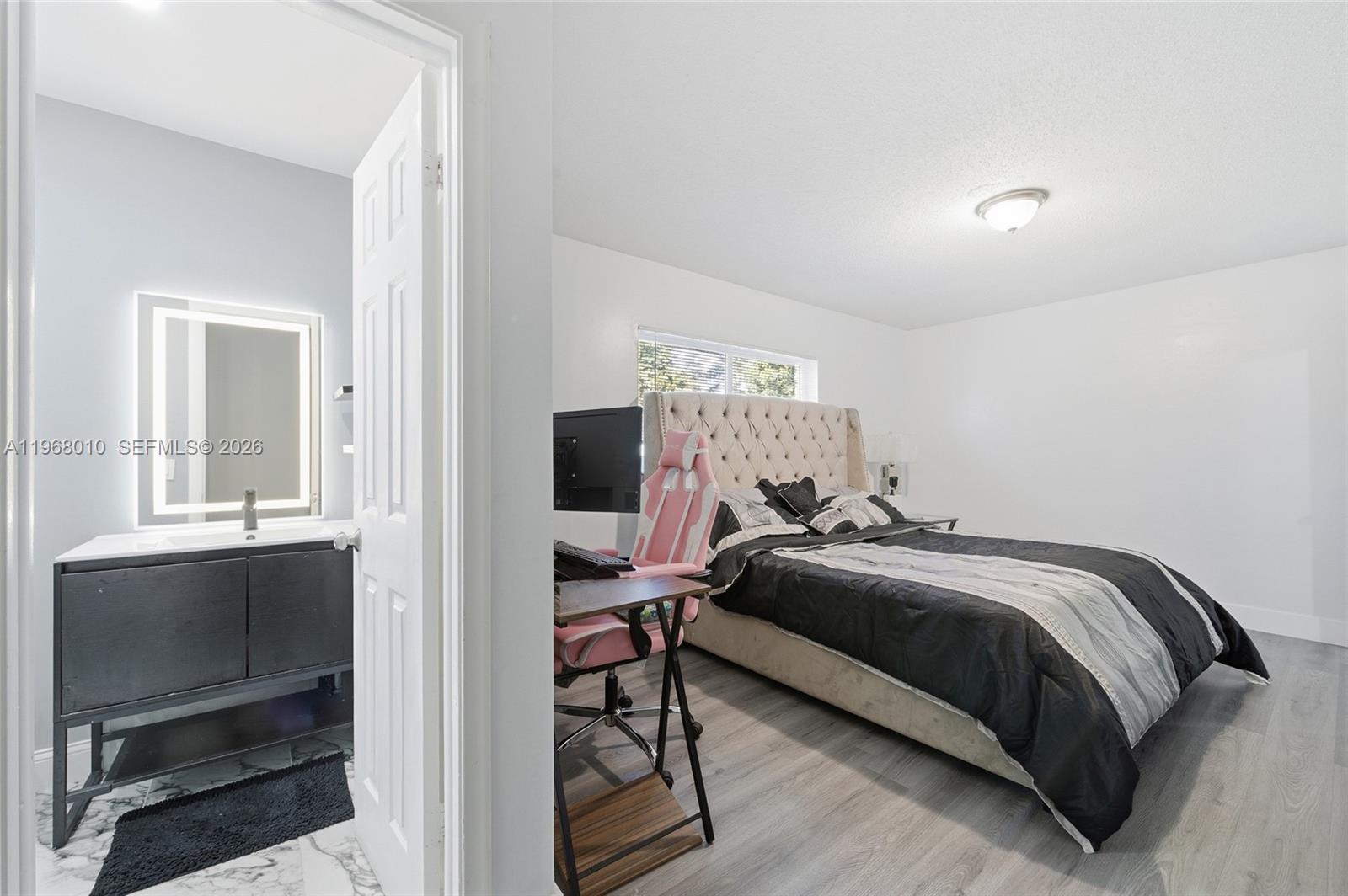 FOREST HILLS SOUTH - Residential