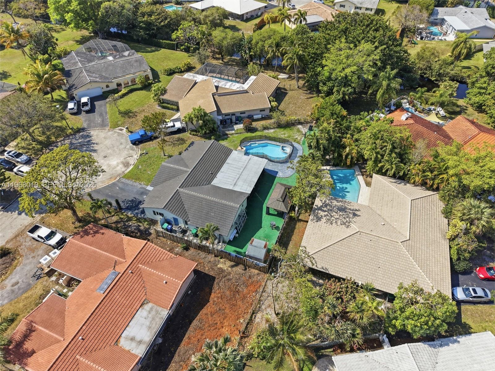 FOREST HILLS SOUTH - Residential