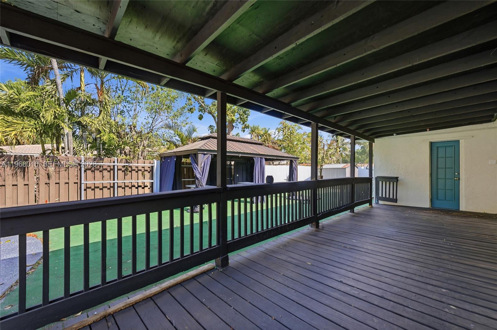 FOREST HILLS SOUTH - Residential