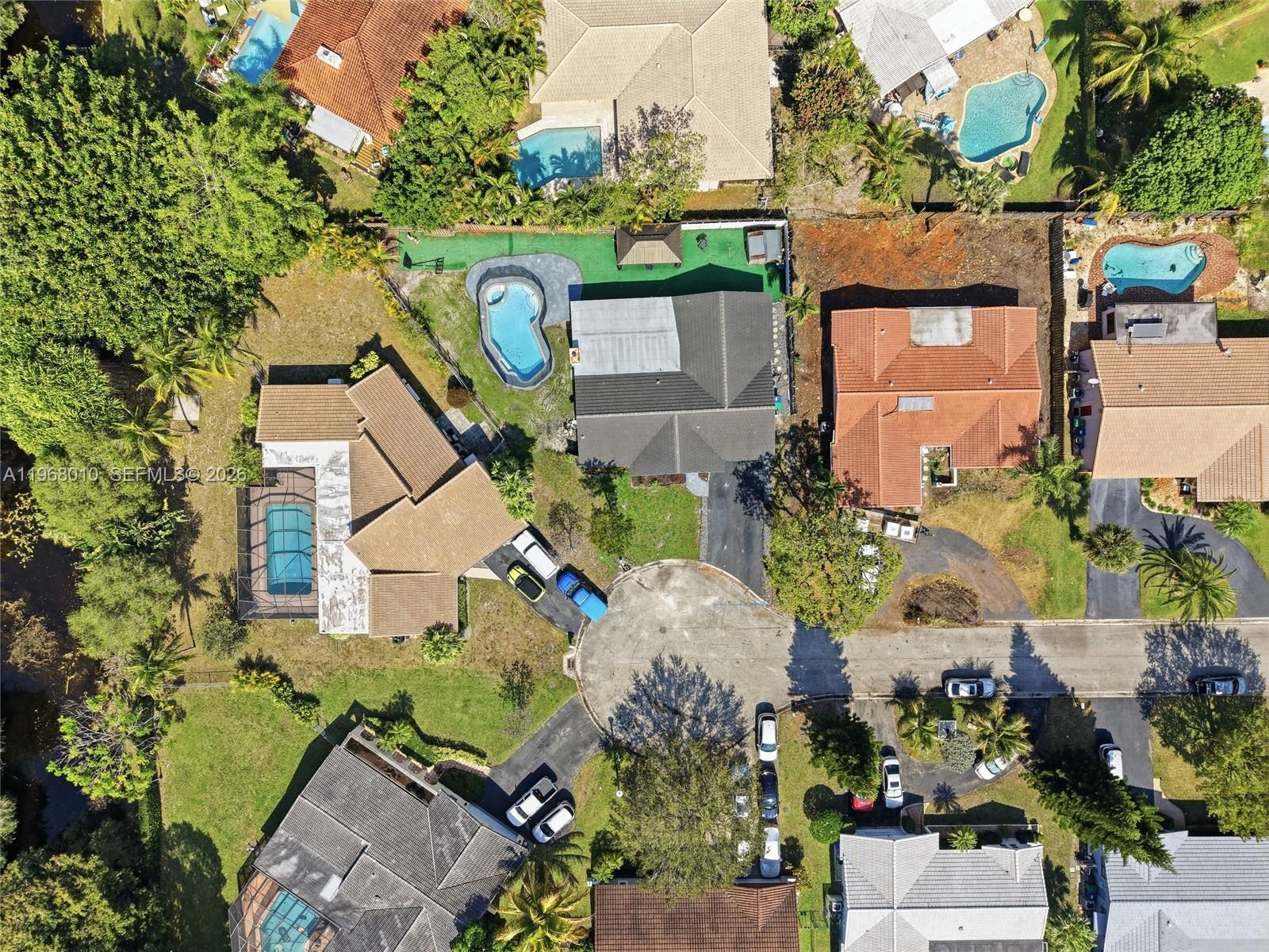 FOREST HILLS SOUTH - Residential