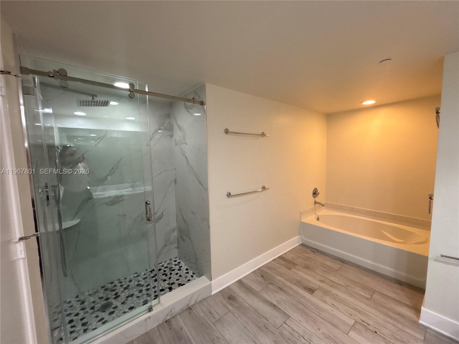 THE PLAZA 851 BRICKELL CO - Residential