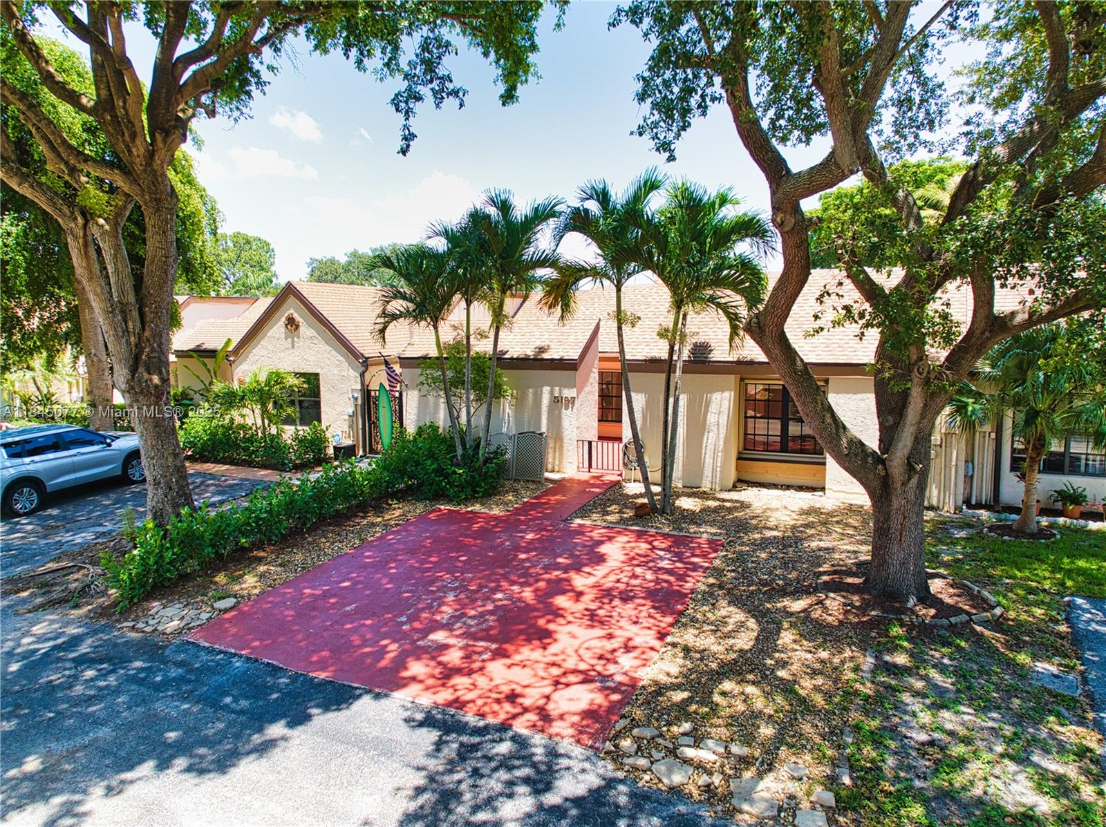 Beautifully updated, bright and spacious 3 Bedrooms - 2 Bathrooms Townhome in the heart of Palm Beach Gardens! Soaring vaulted ceilings & abundant natural light welcome you home. Giant vaulted ceilings and abundant natural light. Enjoy your private courtyard, a serene oasis perfect for relaxing. Featuring 3BR-2BA modern updated baths. Assigned 2 parking spaces. Minutes to The Gardens Mall, Downtown at the Gardens, Beautiful Beaches, premier dining options. With I-95 less than 5 minutes away, your daily commute is an absolute breeze. This home is the perfect blend of comfort, style, and ideally located! The community features beautiful landscaping and wonderful amenities, including a sparkling community pool, tennis court, and a pickleball court. Low monthly HOA Fee $160. Paradise Awaits.