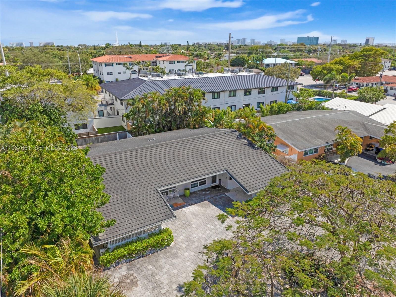 CORAL RIDGE ISLES - Residential