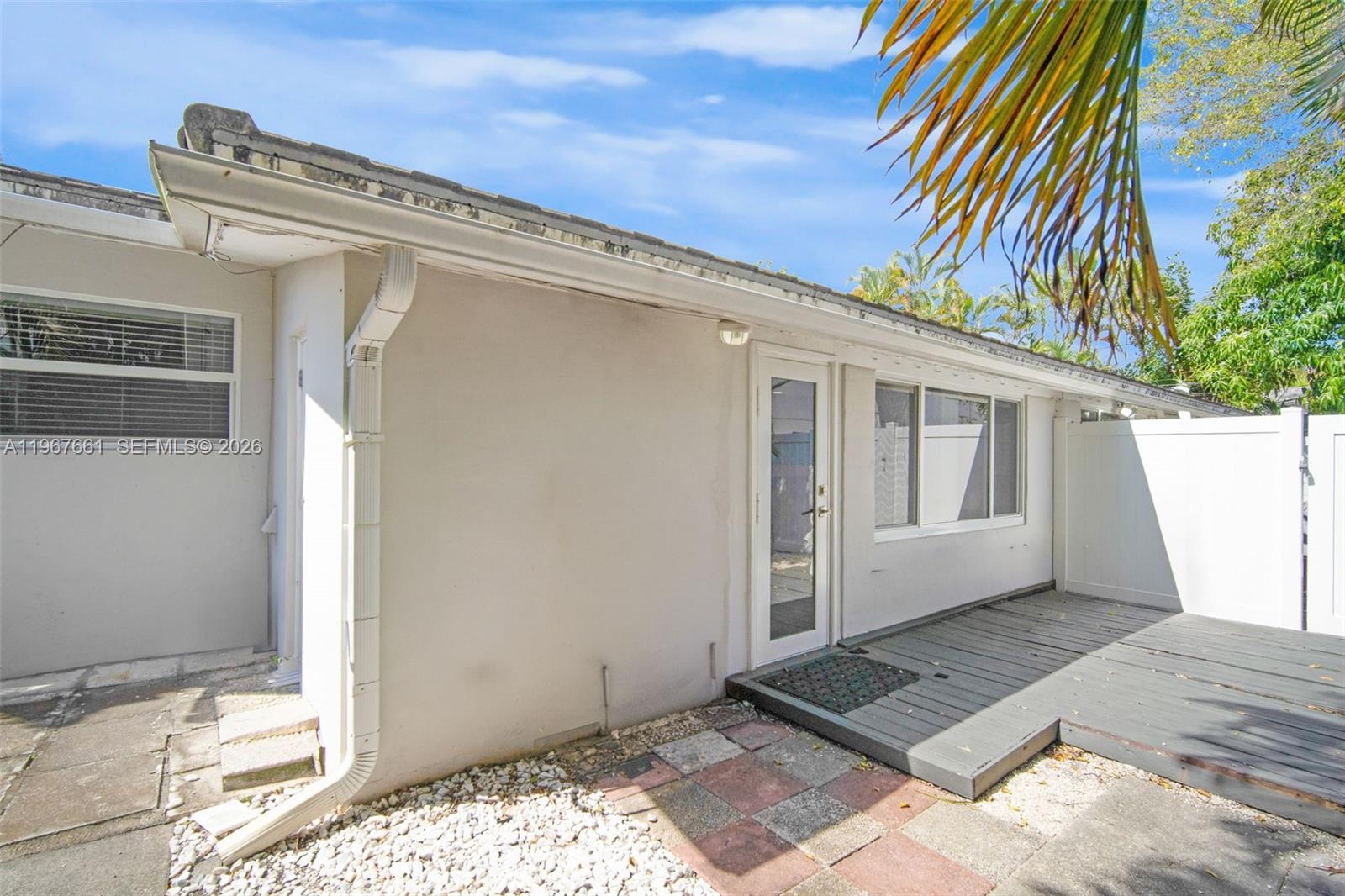 CORAL RIDGE ISLES - Residential