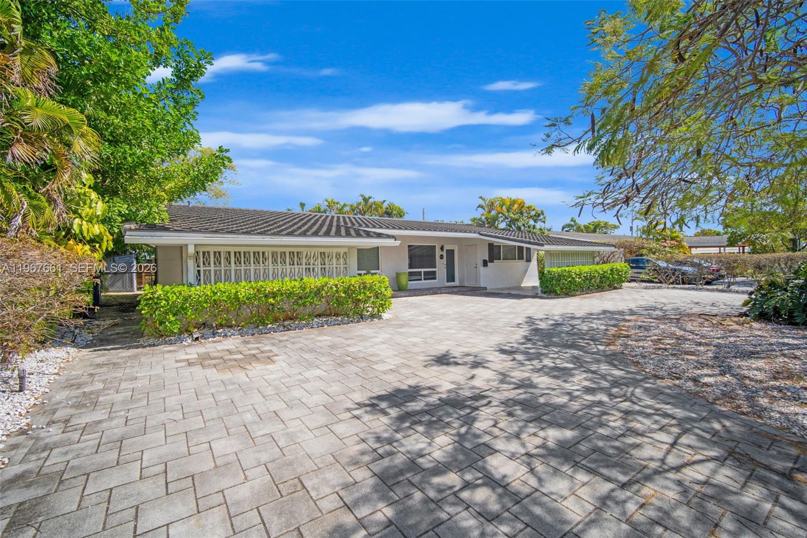 CORAL RIDGE ISLES - Residential