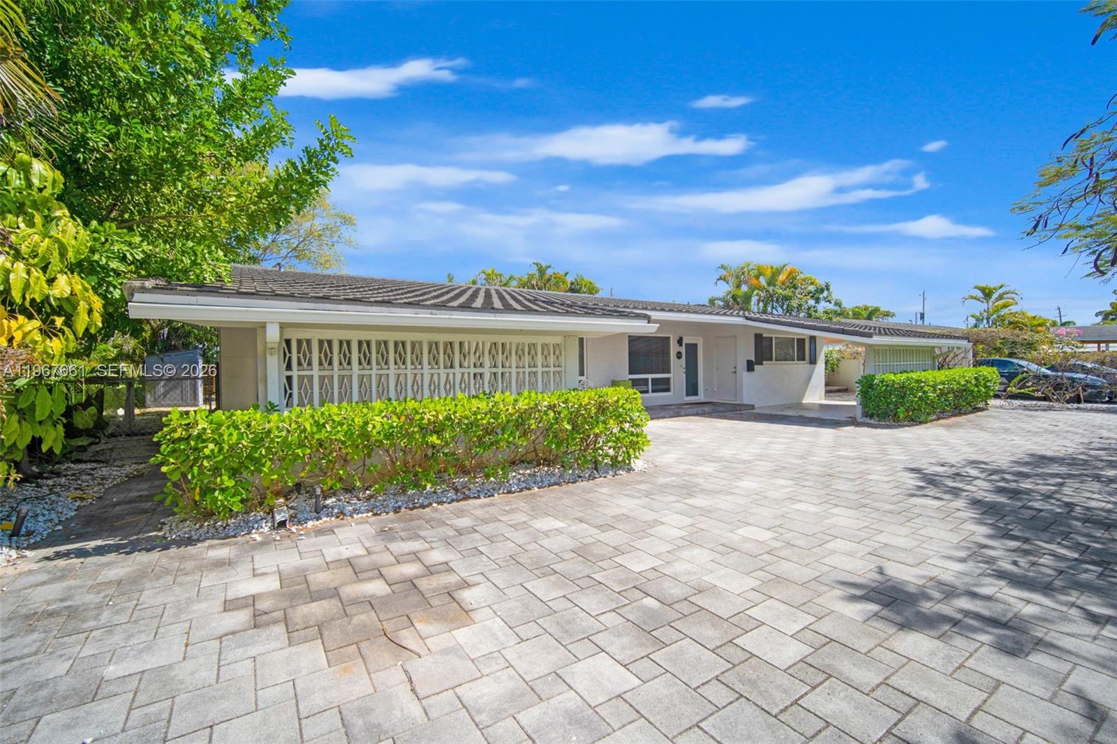 CORAL RIDGE ISLES - Residential