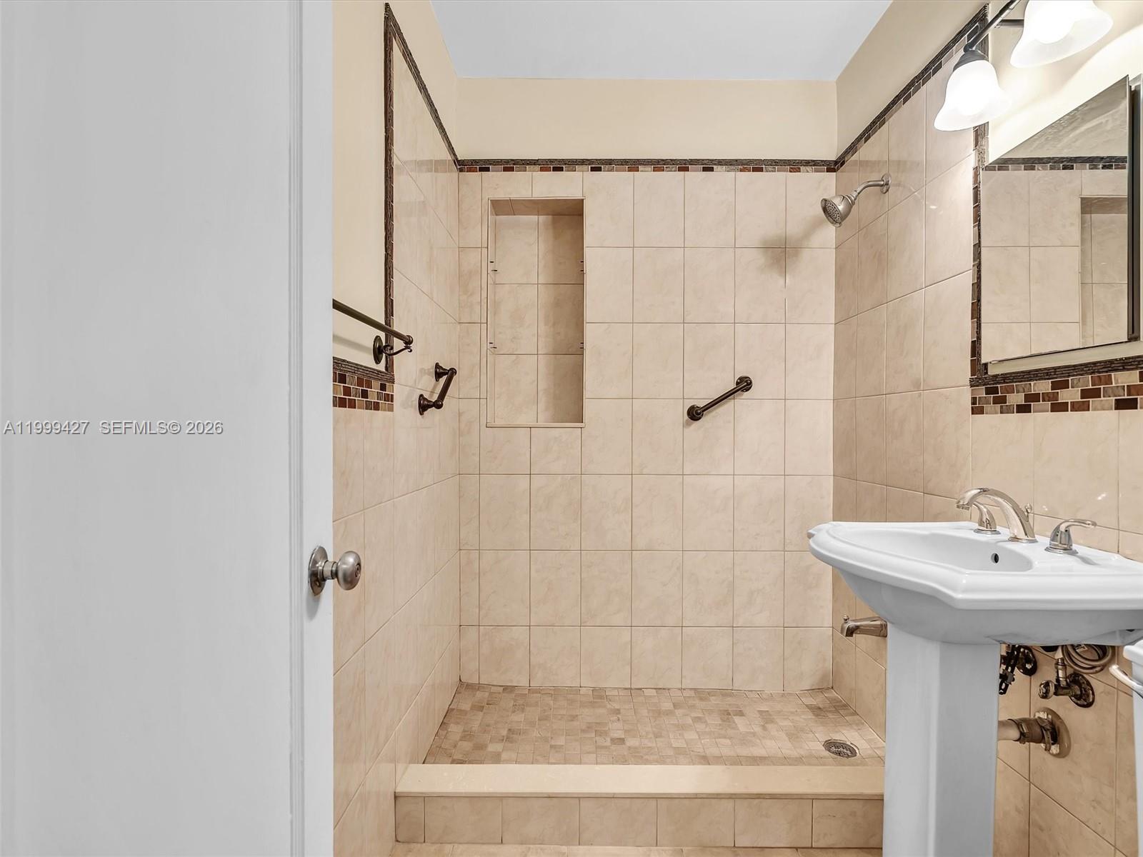 FLAGAMI SEC A - Residential