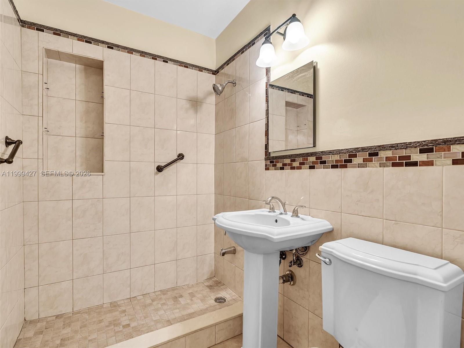 FLAGAMI SEC A - Residential