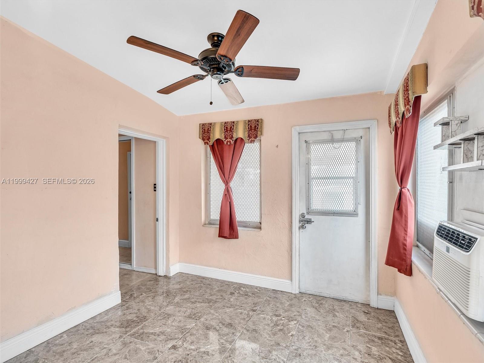 FLAGAMI SEC A - Residential