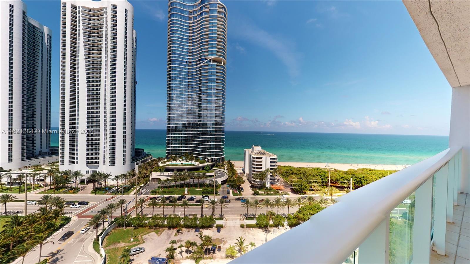 100 Bayview Dr 1812, Sunny Isles Beach, Miami-Dade County, Florida - 1 Bedrooms  
2 Bathrooms - 