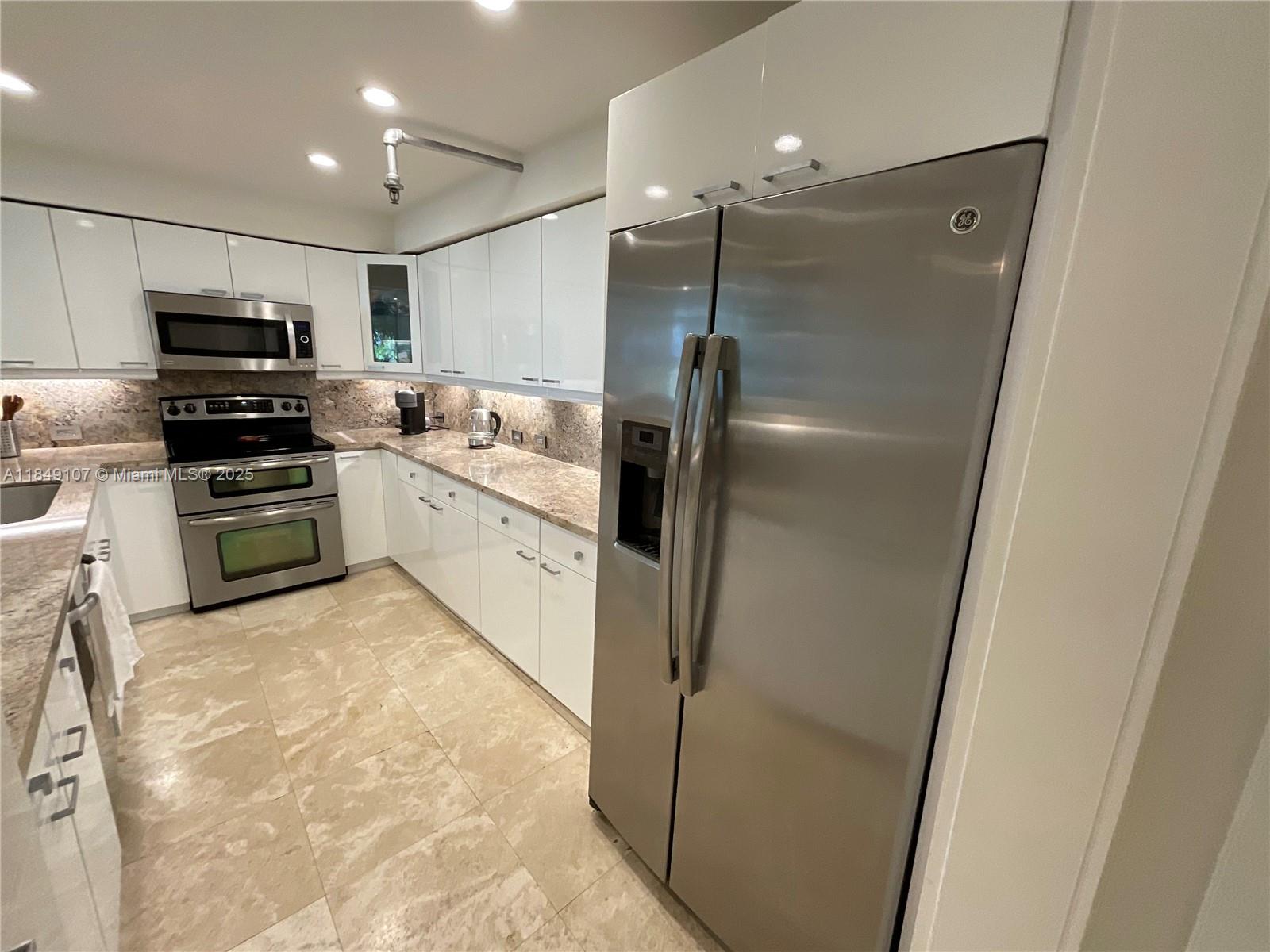 OCEAN LANE PLAZA CONDO - Residential Lease