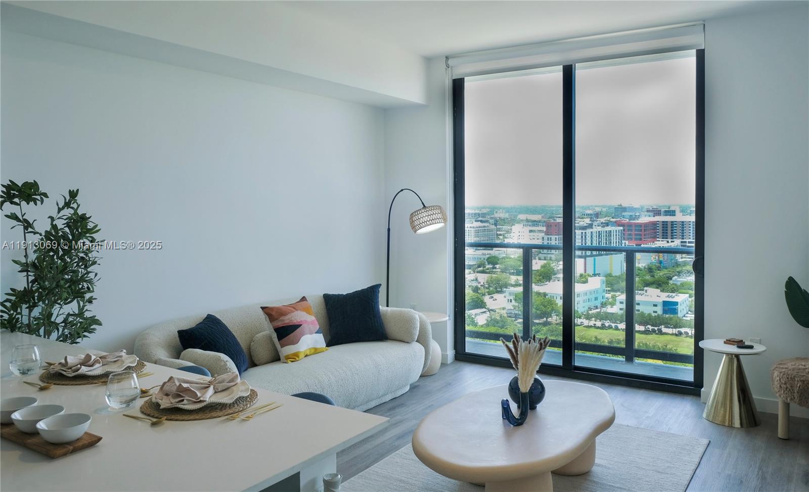 1642 NE 1st Ave 1010