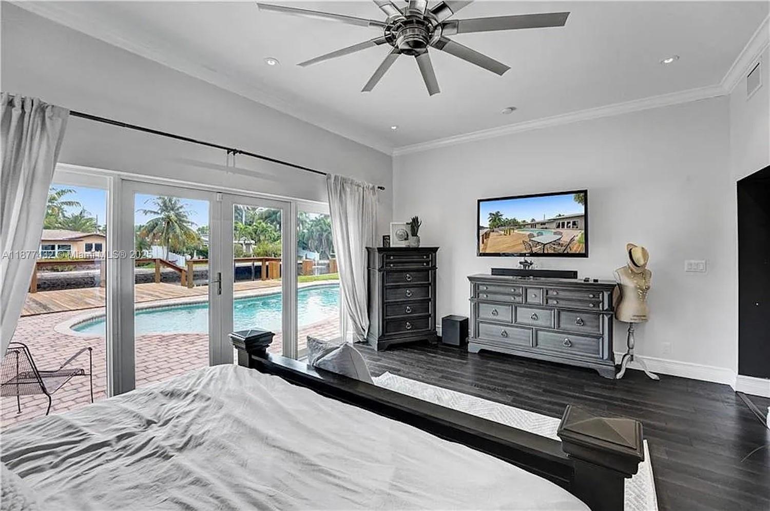 EDGEWATER ESTATES - Residential