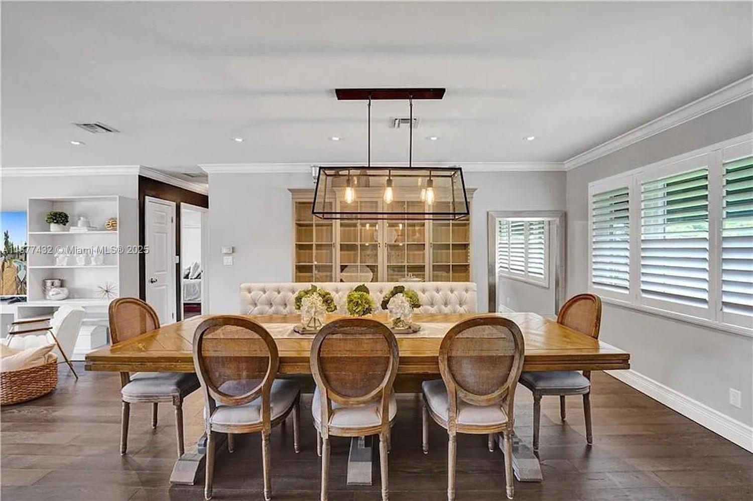 EDGEWATER ESTATES - Residential