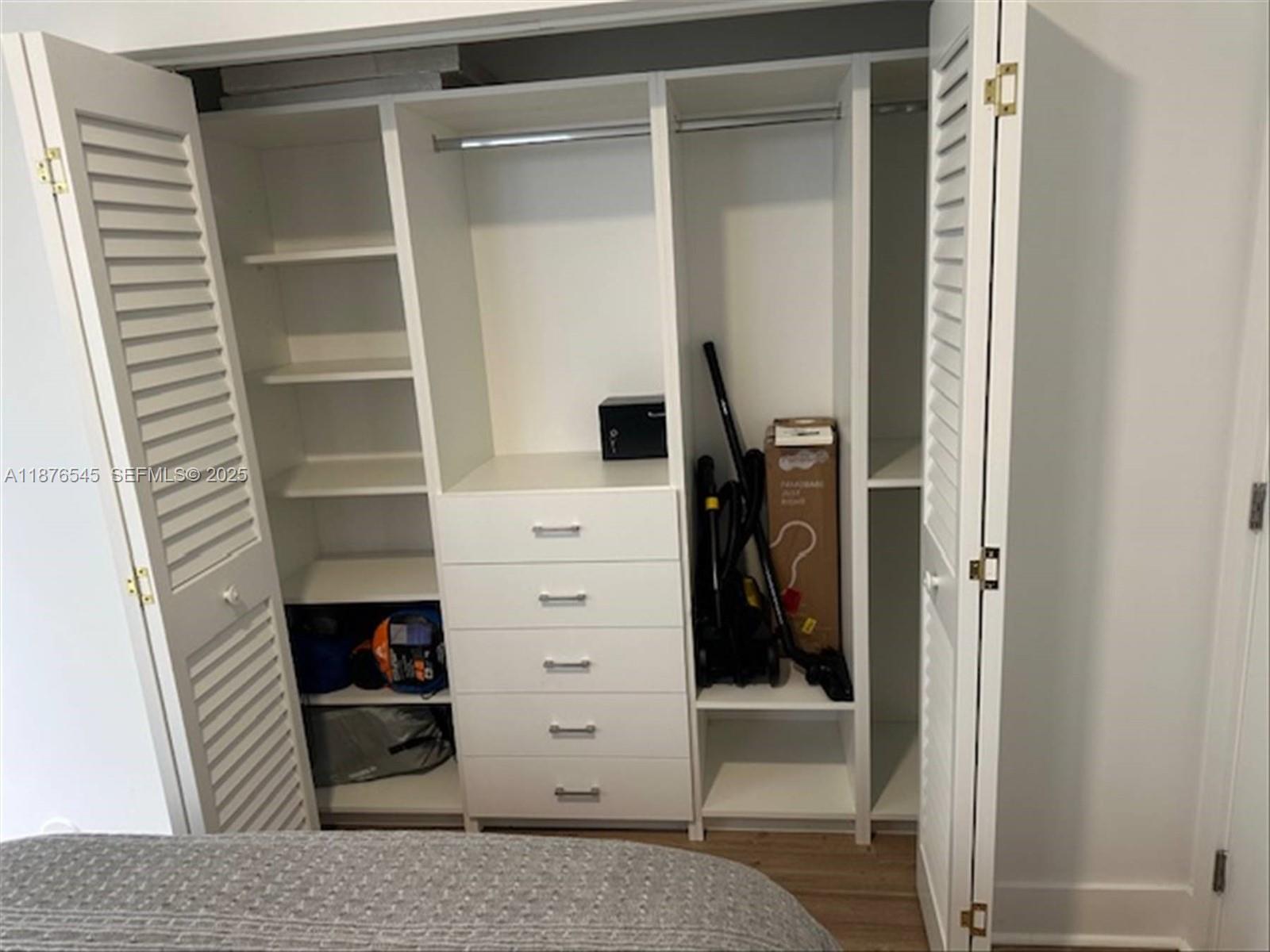 BOWLING GREEN EXTENSION - Residential Income