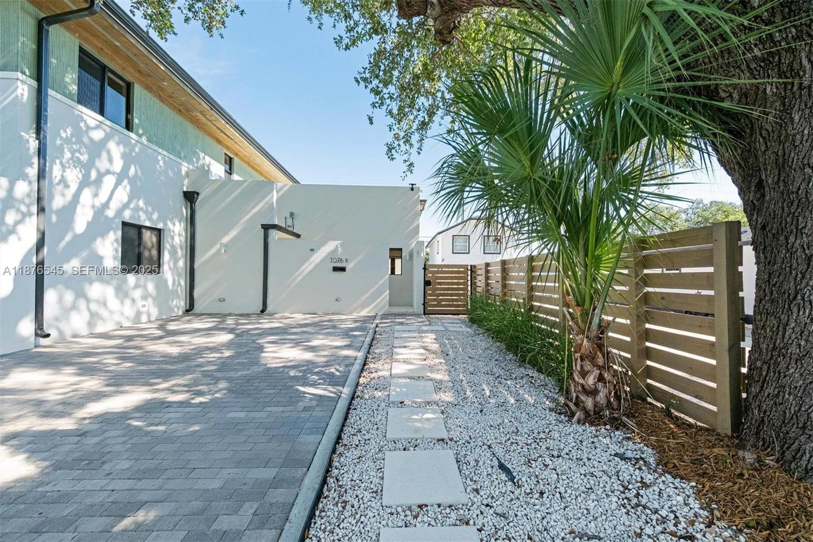 BOWLING GREEN EXTENSION - Residential Income