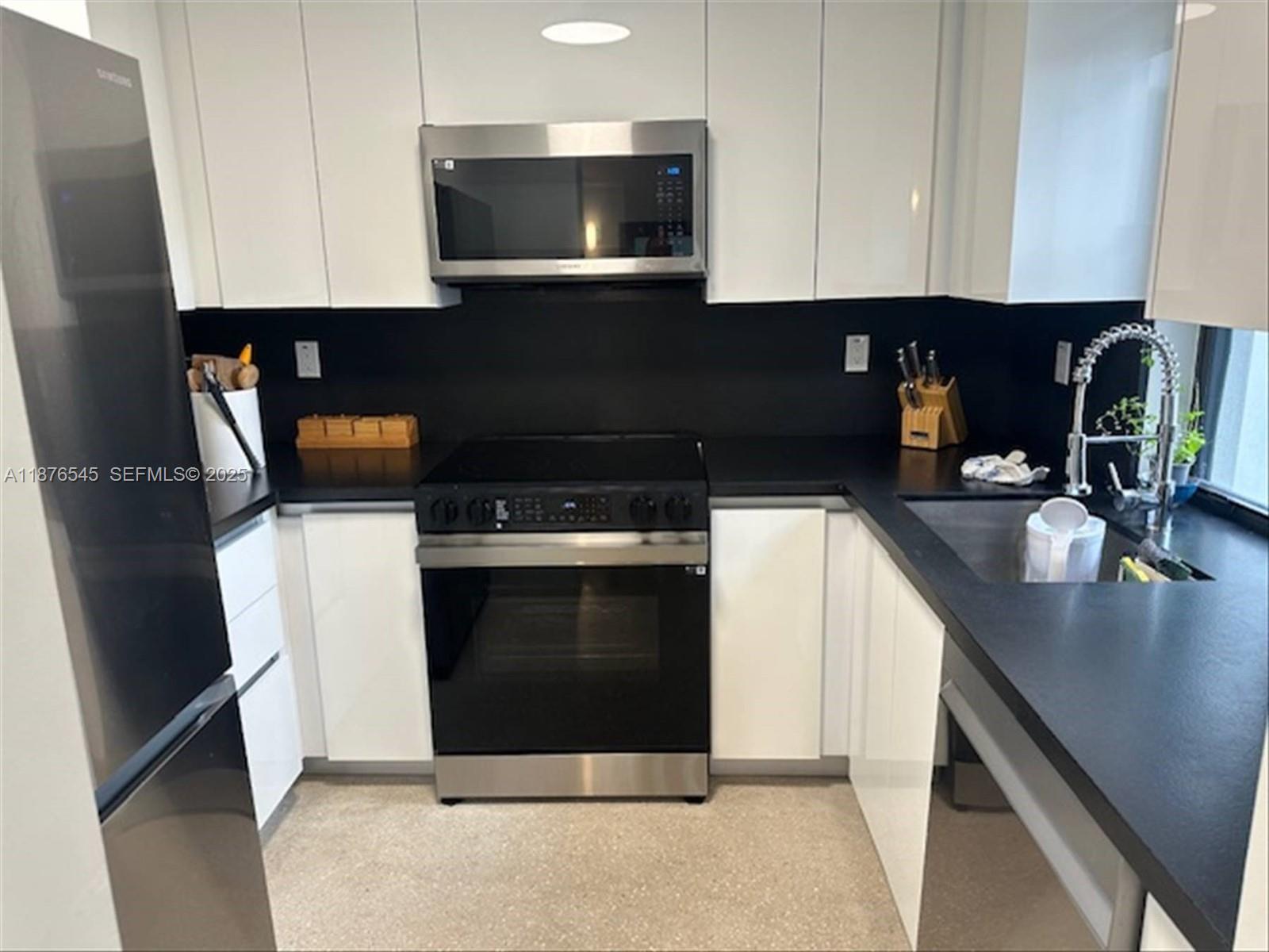 BOWLING GREEN EXTENSION - Residential Income