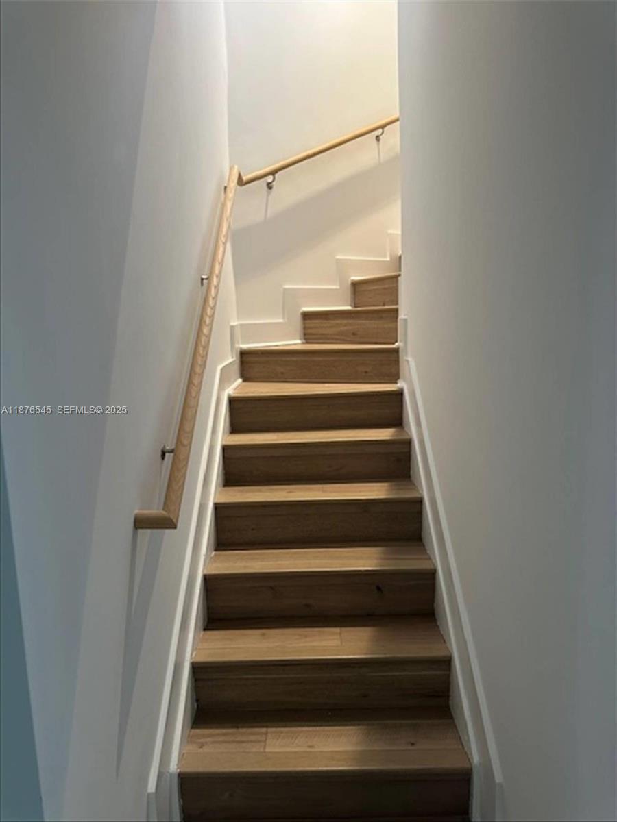 BOWLING GREEN EXTENSION - Residential Income