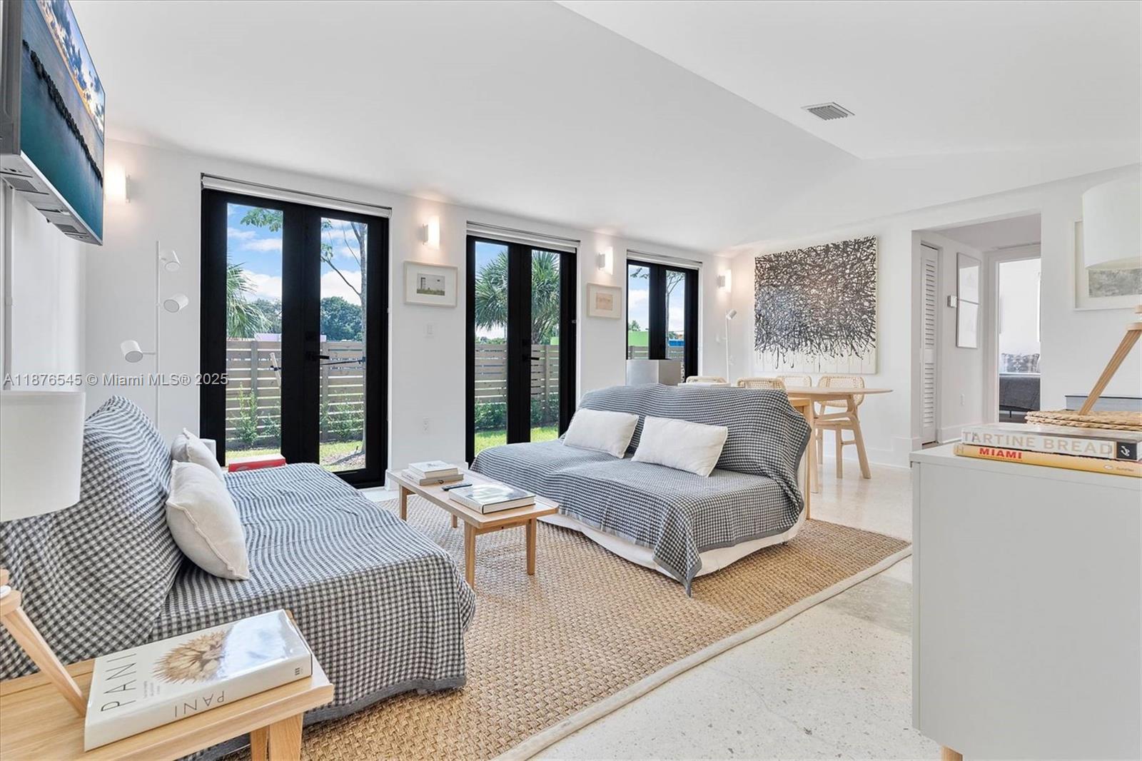 BOWLING GREEN EXTENSION - Residential Income