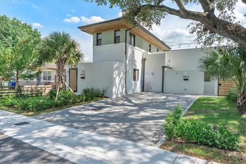 1076 NW 55th St Miami FL 33127