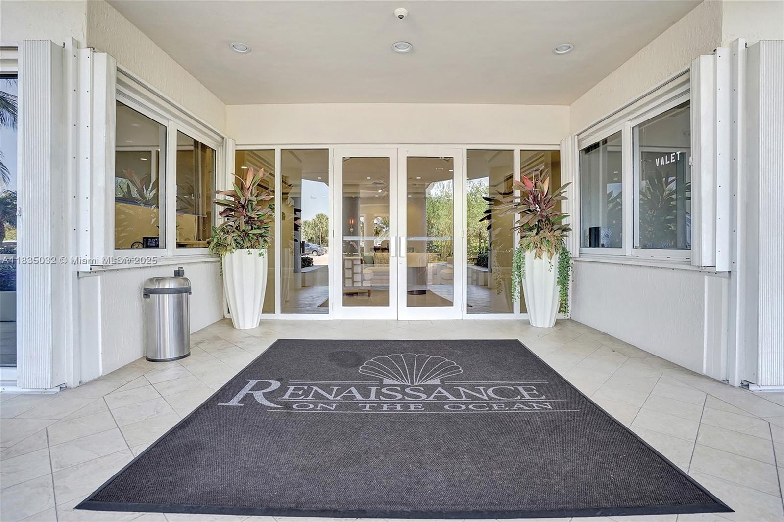 RENAISSANCE ON THE OCEAN - Residential