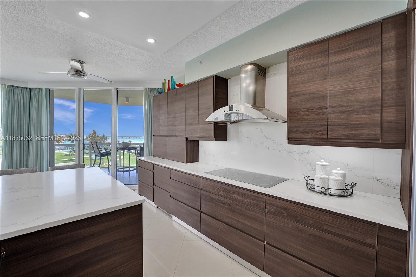 RENAISSANCE ON THE OCEAN - Residential