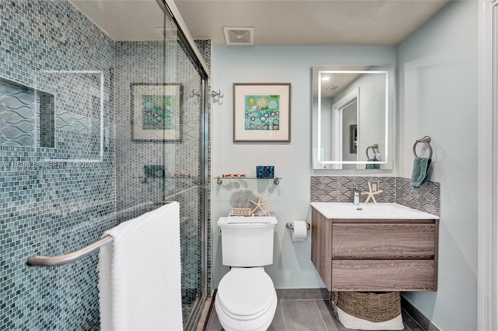 RENAISSANCE ON THE OCEAN - Residential