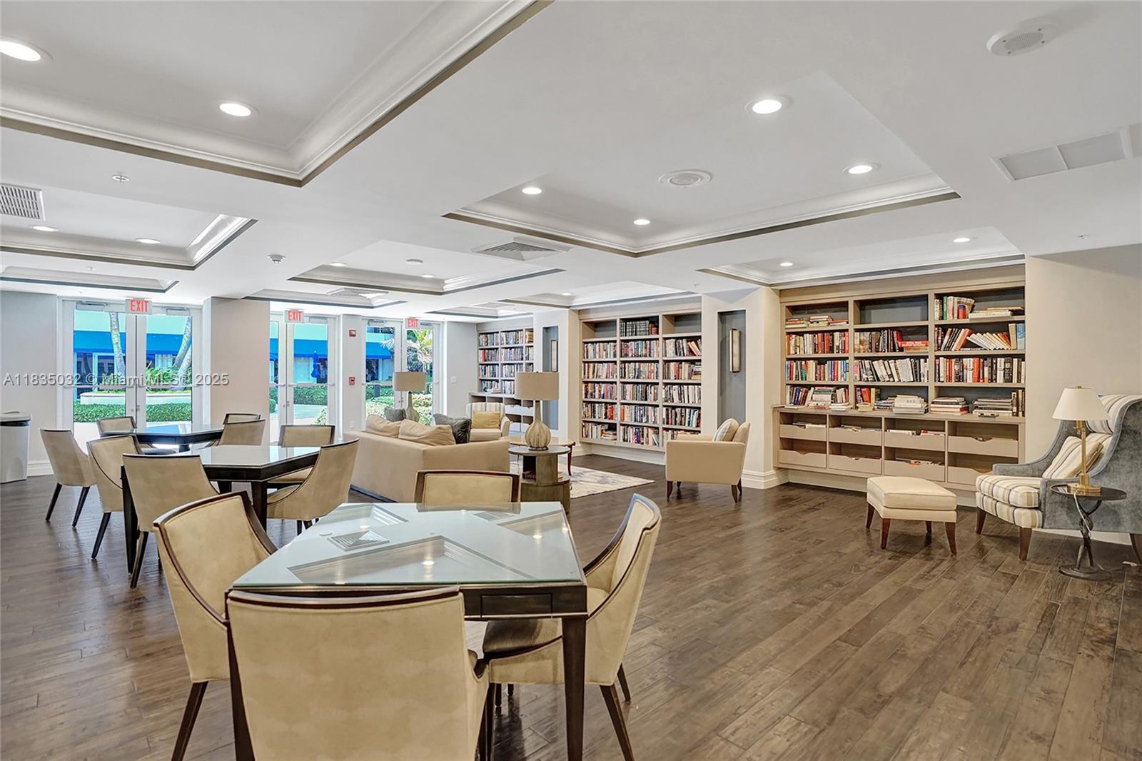 RENAISSANCE ON THE OCEAN - Residential