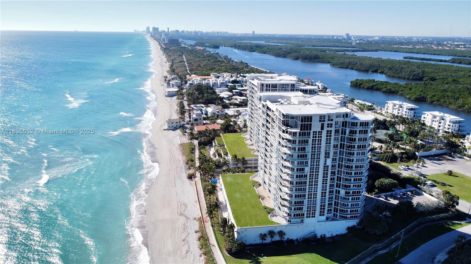 RENAISSANCE ON THE OCEAN - Residential