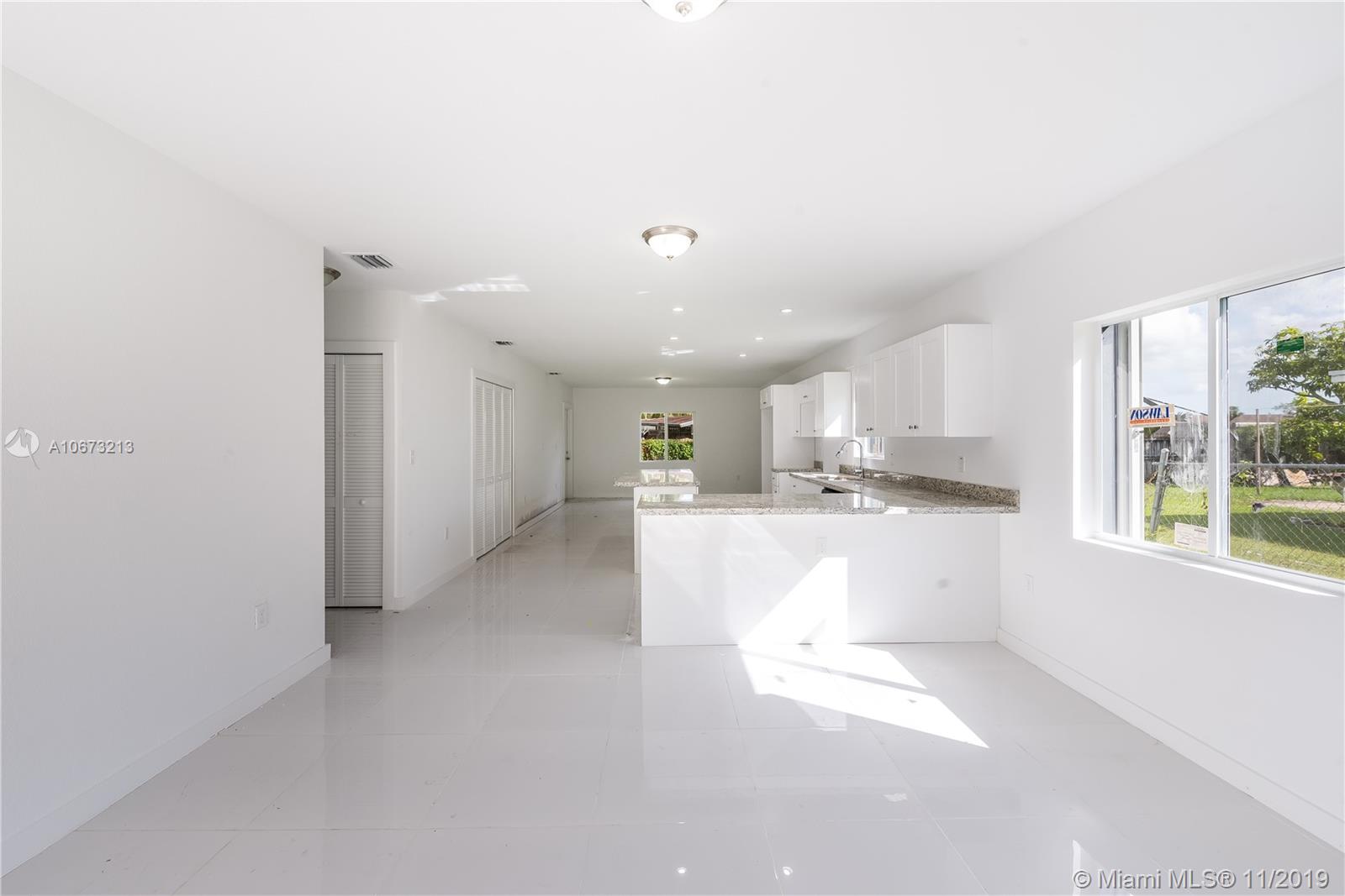 SCHOOL HOUSE SUB - Residential