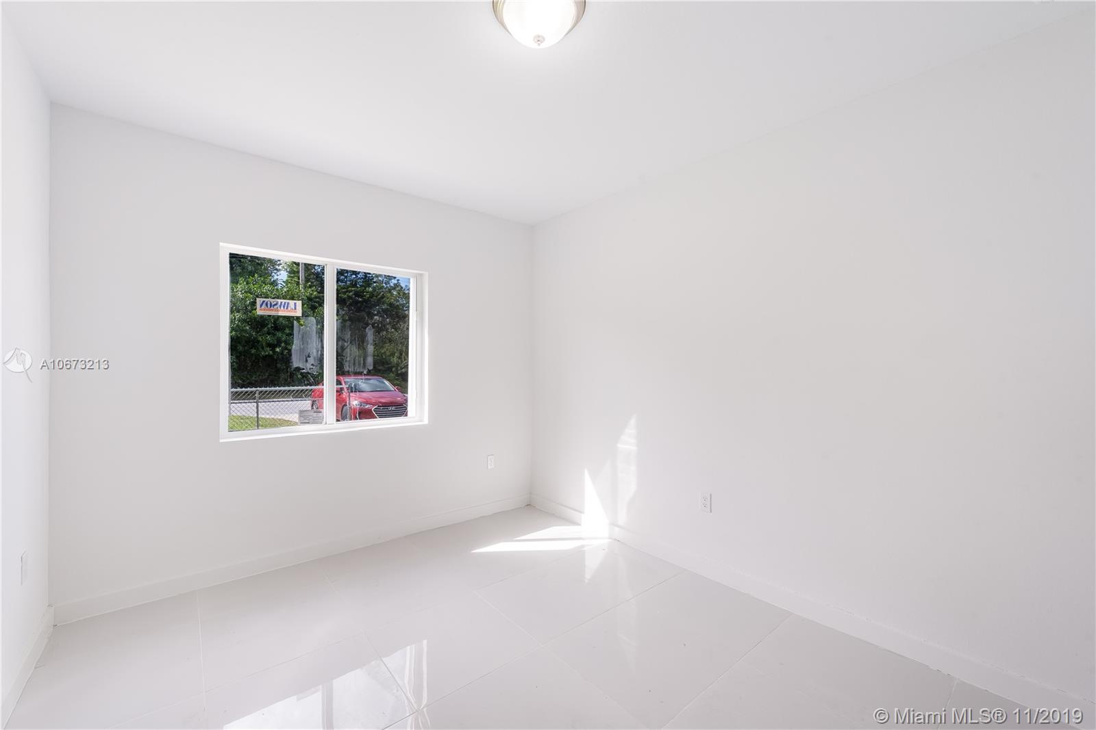 SCHOOL HOUSE SUB - Residential