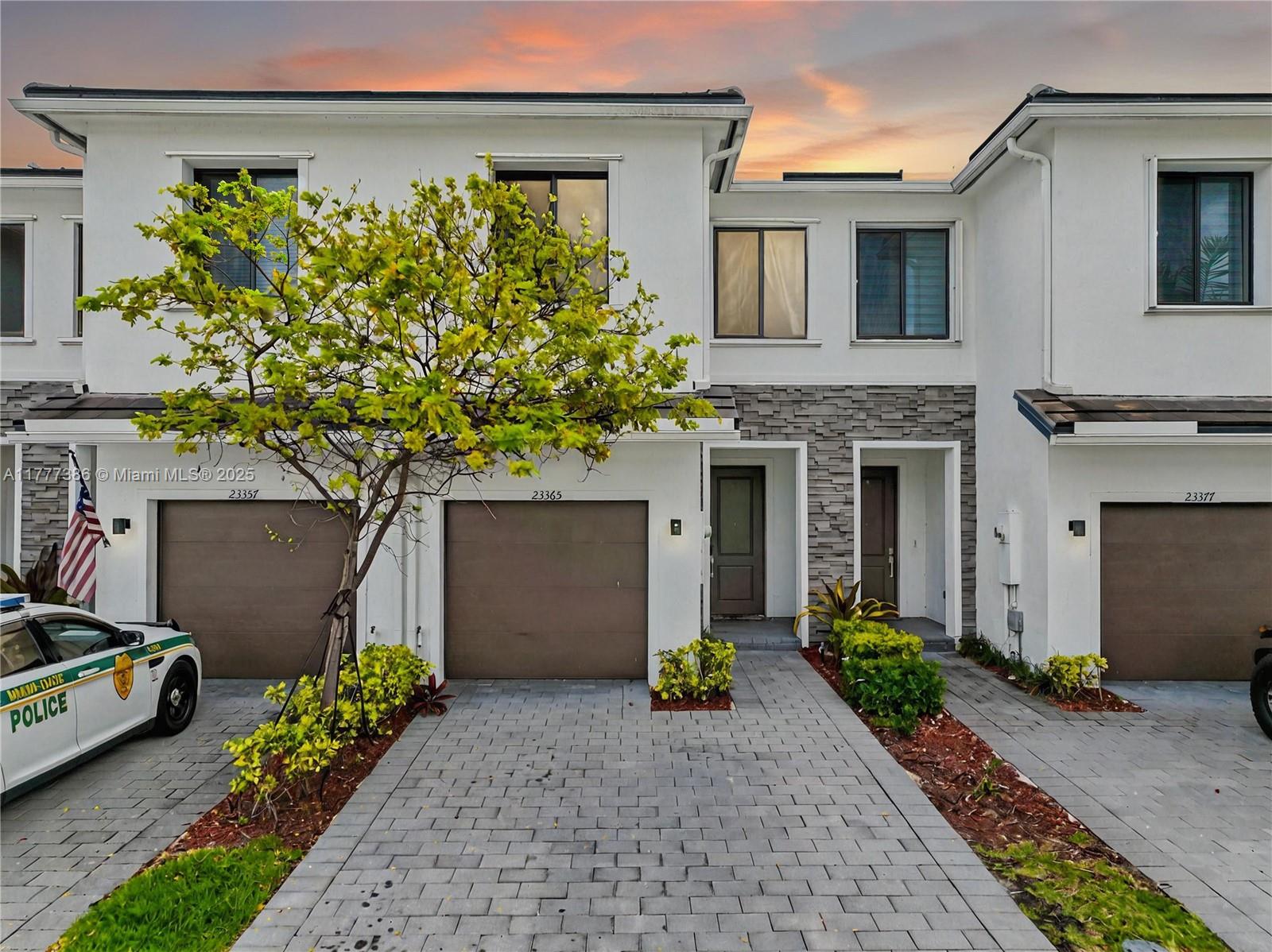 Property for Sale at 23365 Sw 110th Ct, Homestead, Miami-Dade County, Florida - Bedrooms: 3 
Bathrooms: 3  - $399,000