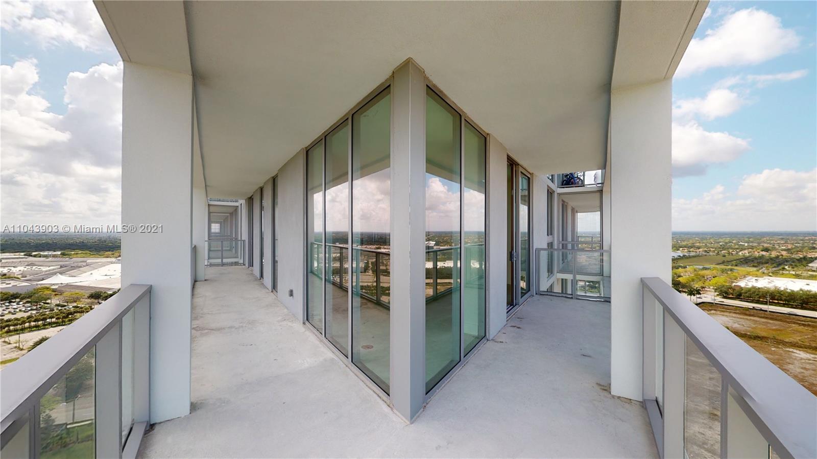 METROPICA NORTH TOWER ONE - Residential