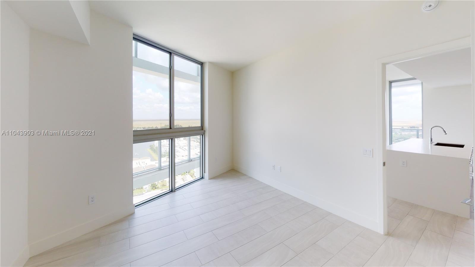 METROPICA NORTH TOWER ONE - Residential