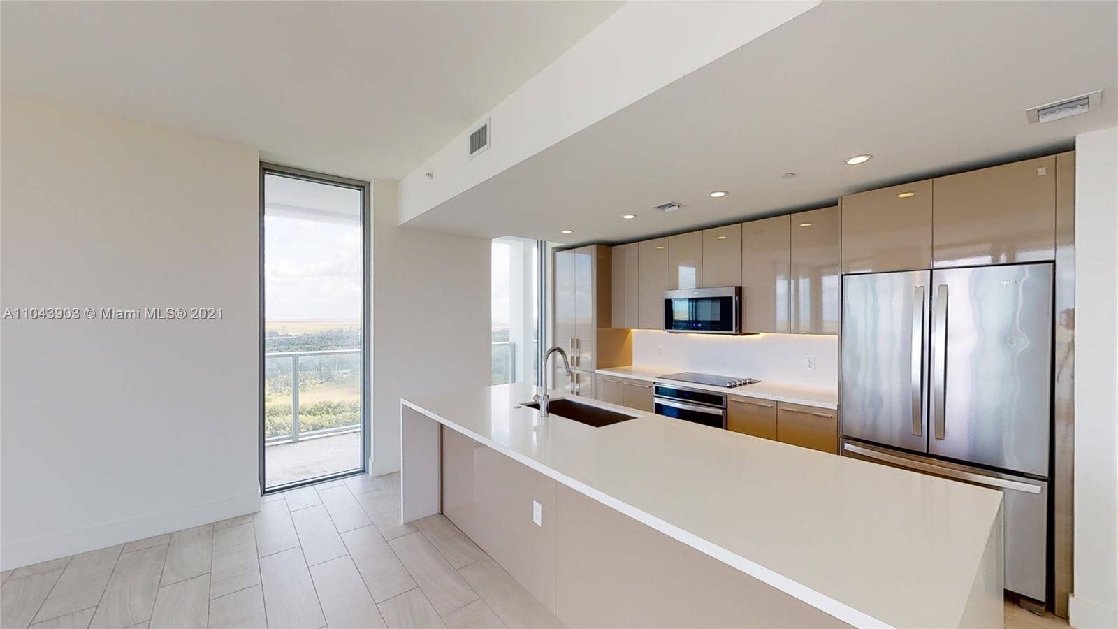 METROPICA NORTH TOWER ONE - Residential